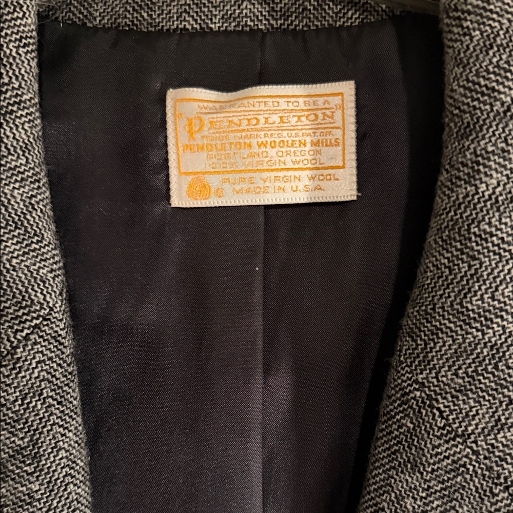 Pendleton Heather Gray Blazer - Picture 7 of 15